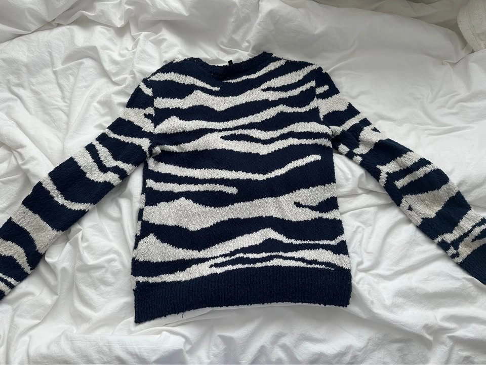 APC Zebra Striped Sweater - Small - photo 2