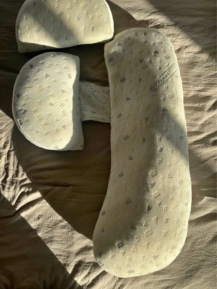 Pregnancy pillow
