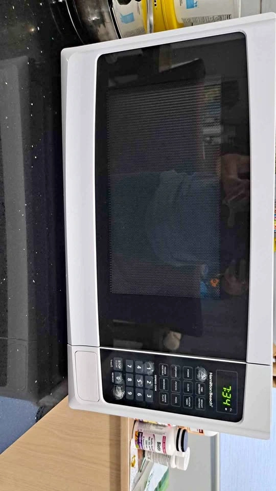 Hamilton Beach Microwave Oven