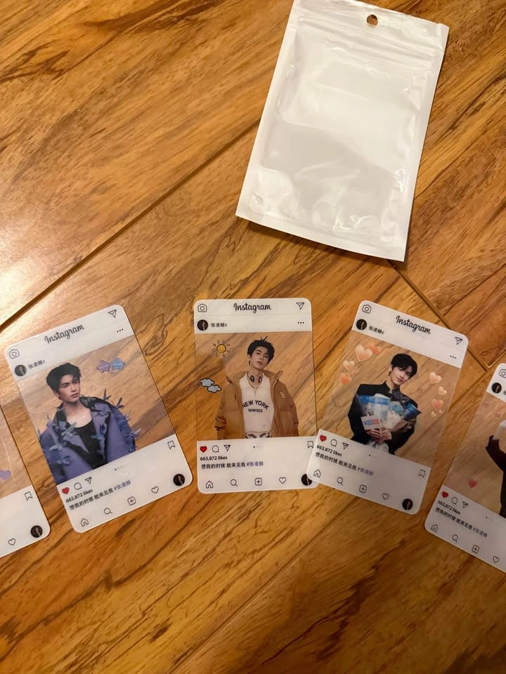 Brand New Zhanglinghe photocards ($3 each) - photo 3