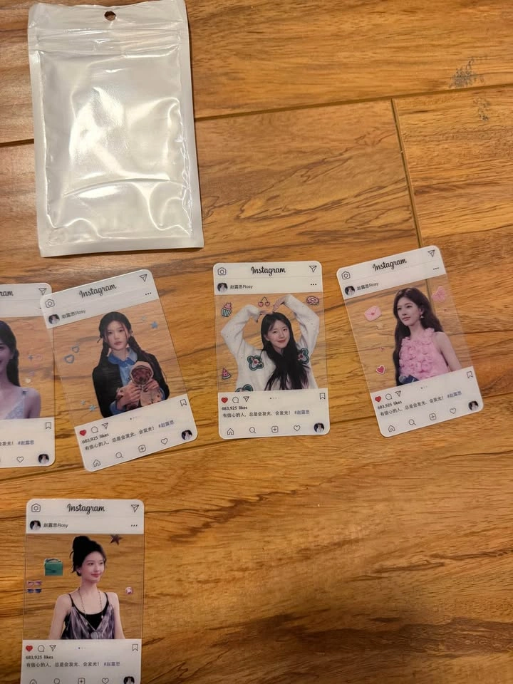 Brand New Zhaolusi photocards $3 each - photo 3