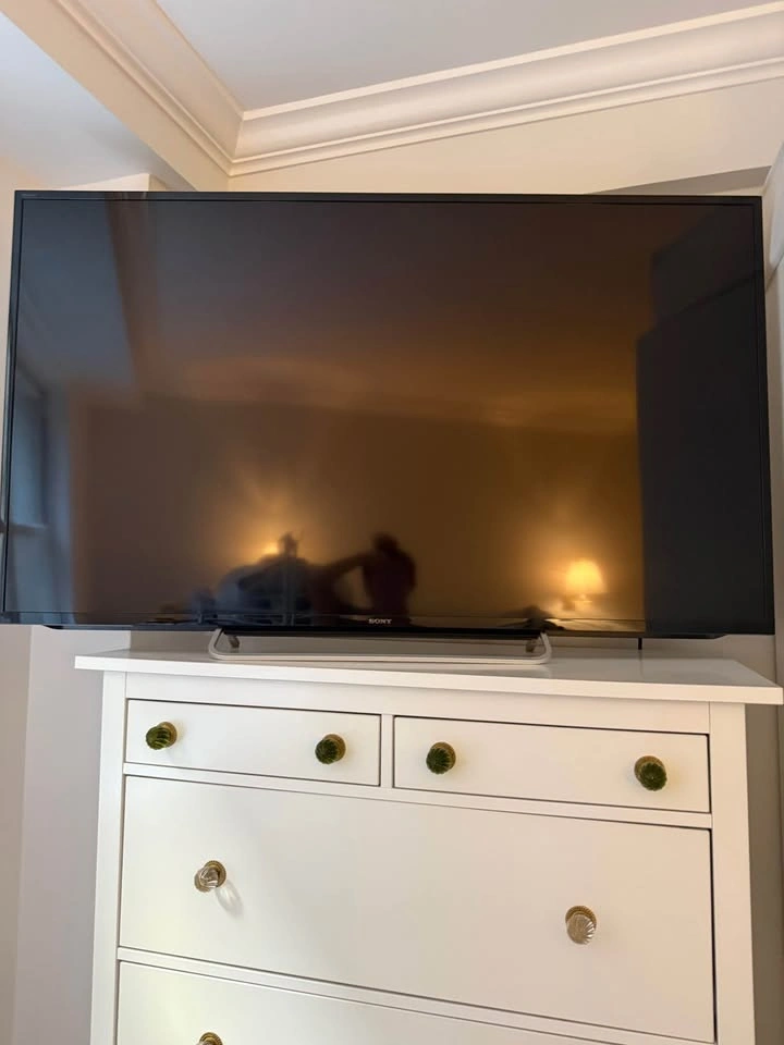 Sony LCD TV 60” - photo 2
