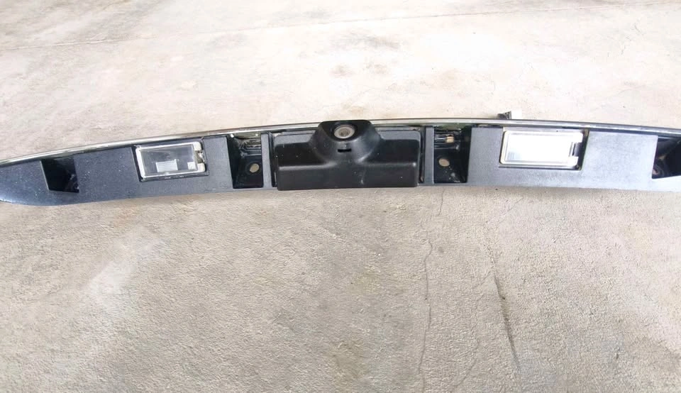 Ford Explorer Tailgate Trim Molding W/ Camera | Genuine OEM - photo 4