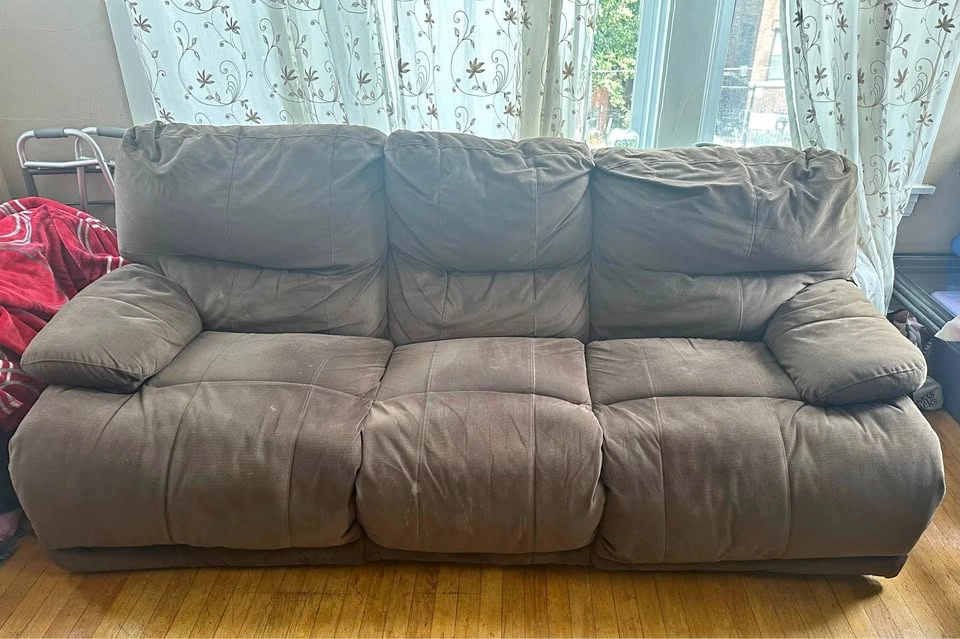Couch set
