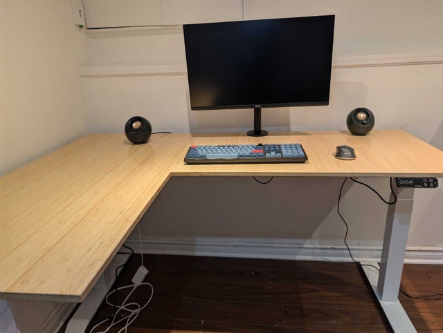 L-Shaped Standing Desk - Flexispot E7L