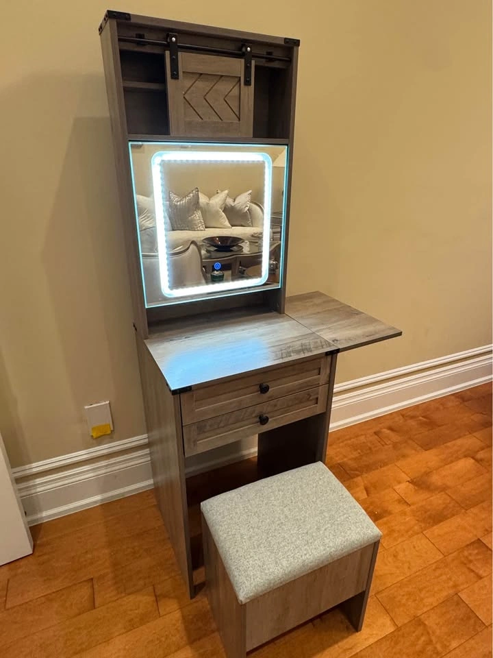 Vanity Desk with LED Mirror & Stool – Excellent Condition - photo 3