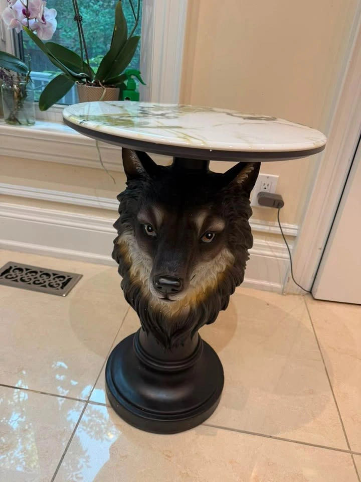 Wolf Head Pedestal Side Table with Marble Top - photo 4