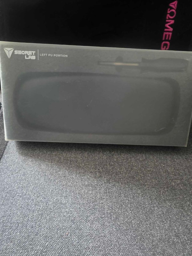 Secretlab Left PU Armrest Portion