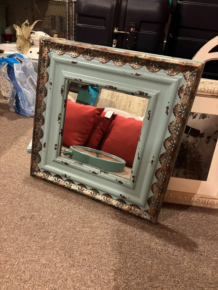 Antique Style Teal Mirror and Wall Clock - photo 4