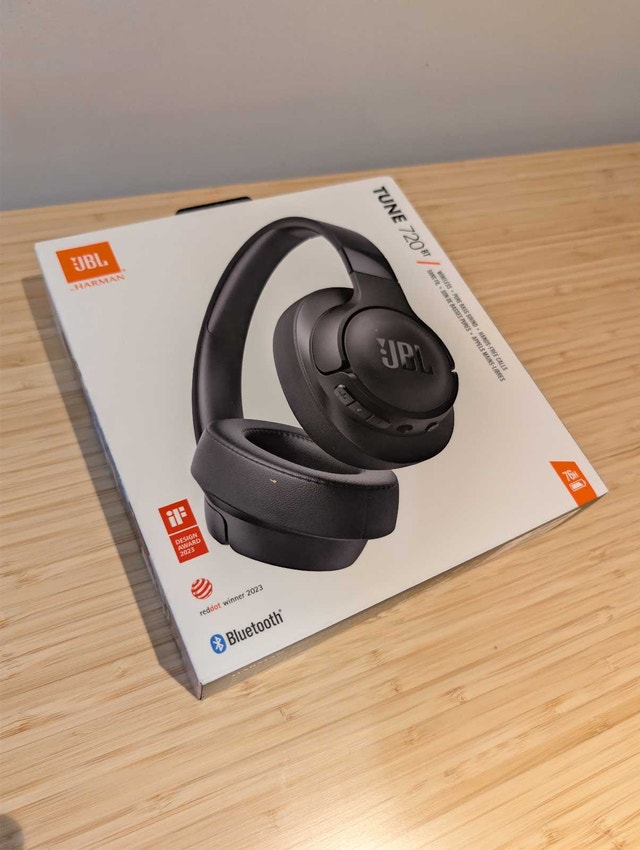 JBL Bluetooth Headphones - Tune 720 BT