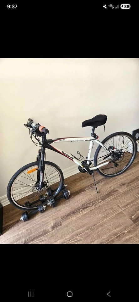 Reebok Axis Mountain Bike - photo 2