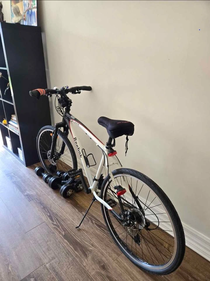 Reebok Axis Mountain Bike - photo 3