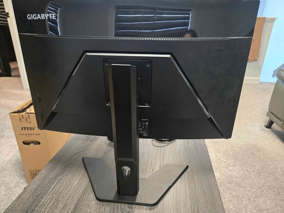 GIGABYTE G27QC A 27" CURVED GAMING MONITOR - photo 4