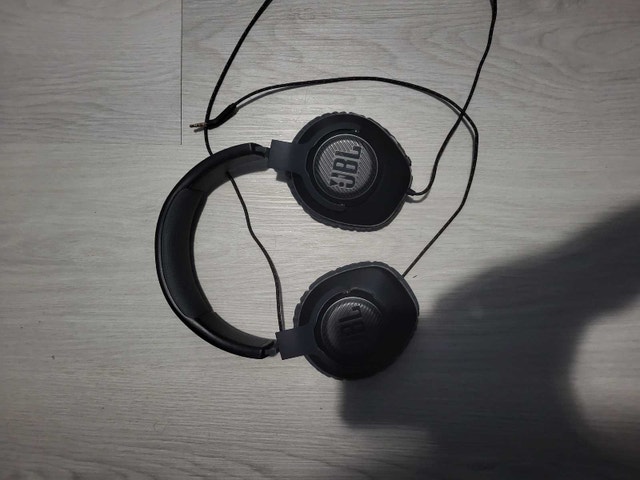 Working Wired Overear JBL Headphones - photo 3