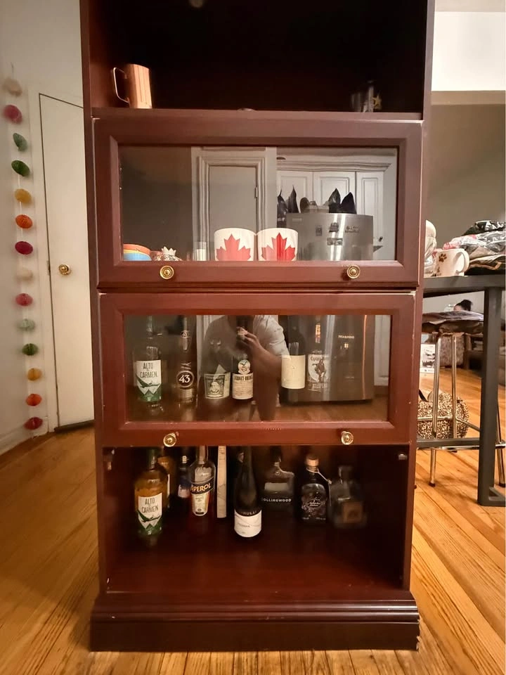 Elegant Antique Dark Wood Bar Cabinet / Display Shelf - photo 2