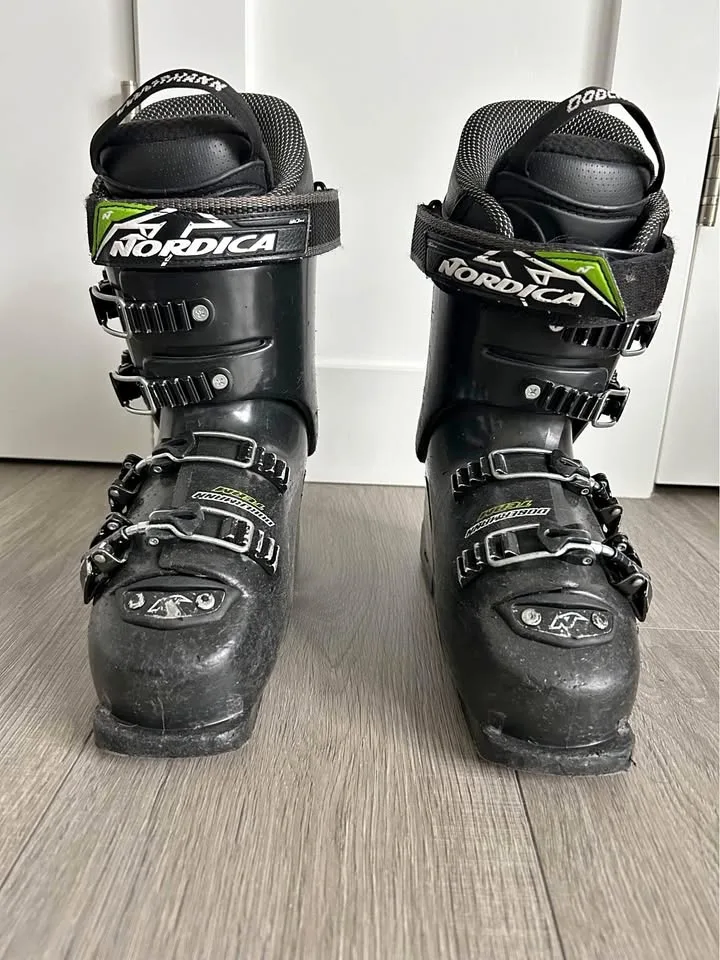 Nordica Dobermann Ski Boots - Size 230-235 (278mm) thumbnail