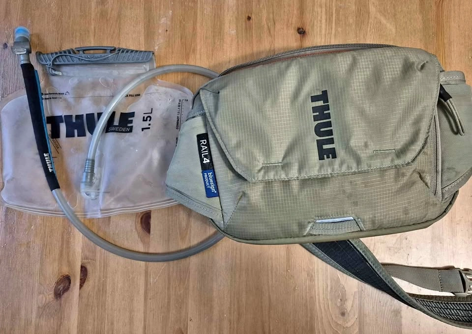 Thule Rail 4 hydration hip bag