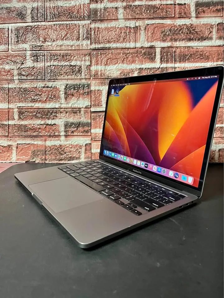 2020 MacBook Pro 13” Upgraded 16GB 500GB SSD 4 USB-C thumbnail