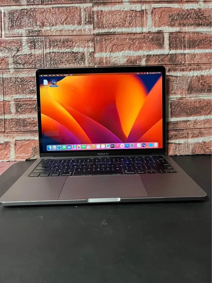 2020 MacBook Pro 13” Upgraded 16GB 500GB SSD 4 USB-C image indicator(3)
