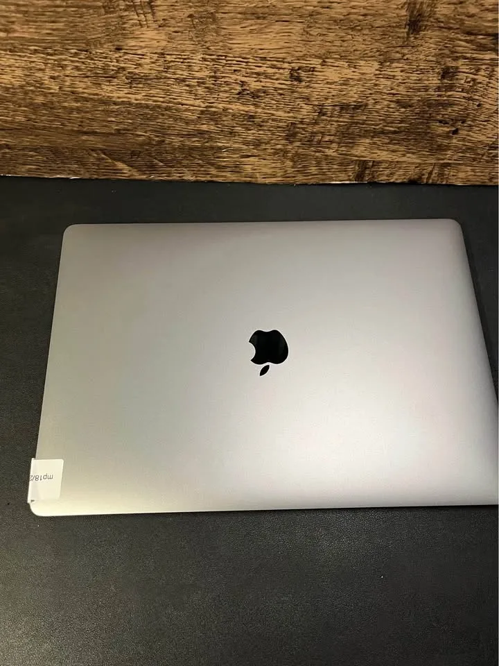 Apple MacBook Pro Touchbar 2.6Ghz 16GB 500GB SSD image indicator(3)