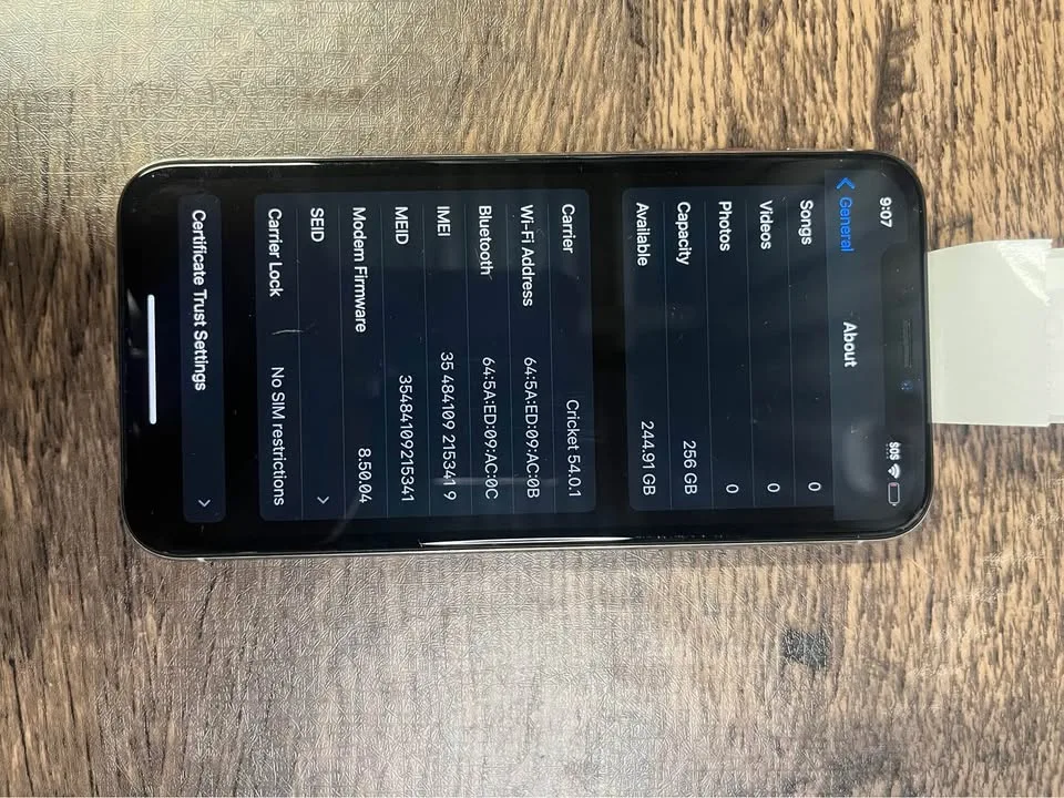 Apple iPhone X 256GB Unlocked 94% Battery image indicator(3)