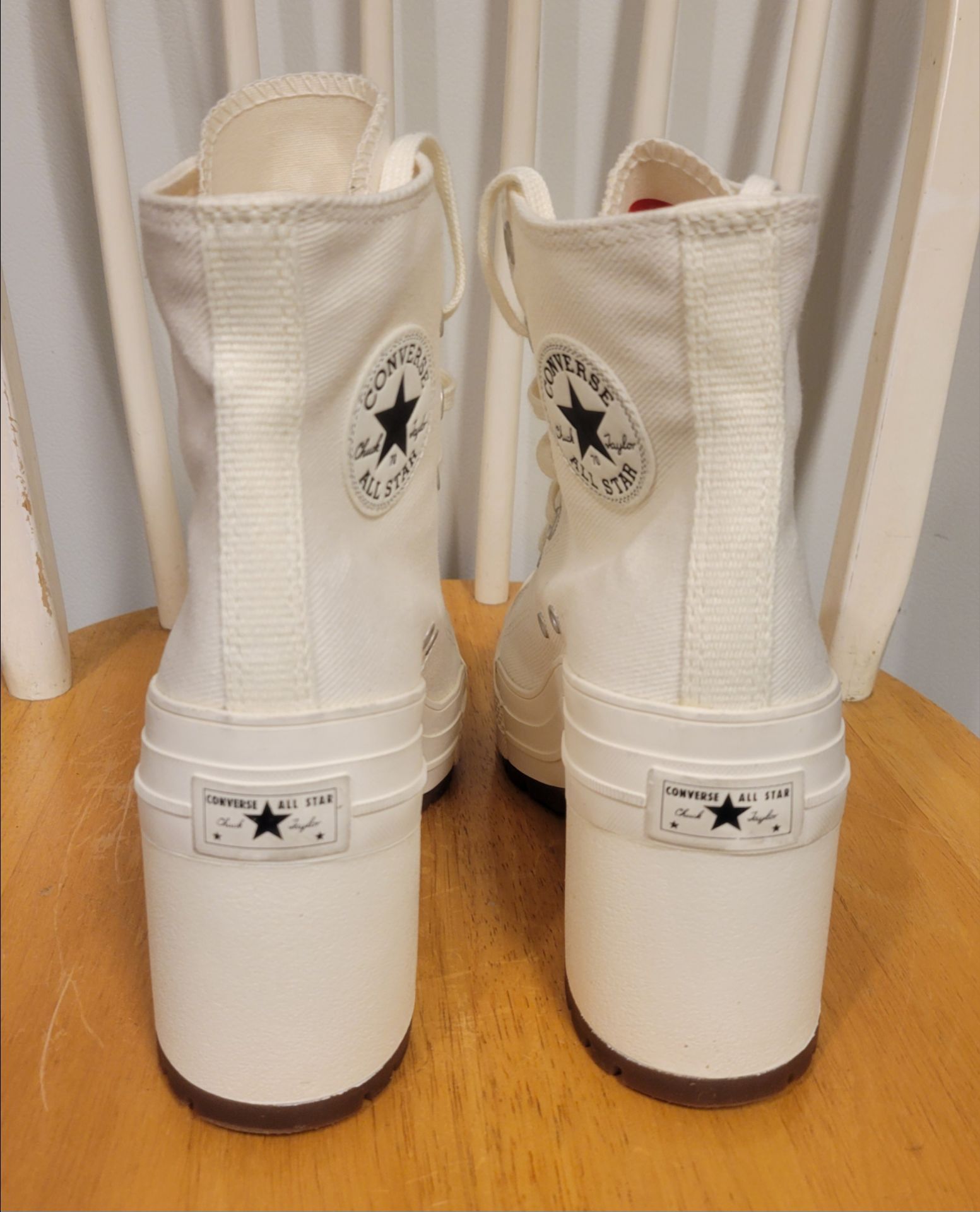 Converse Chuck 70 de Luxe Cream Heels Women's Boots Size 10 - photo 4