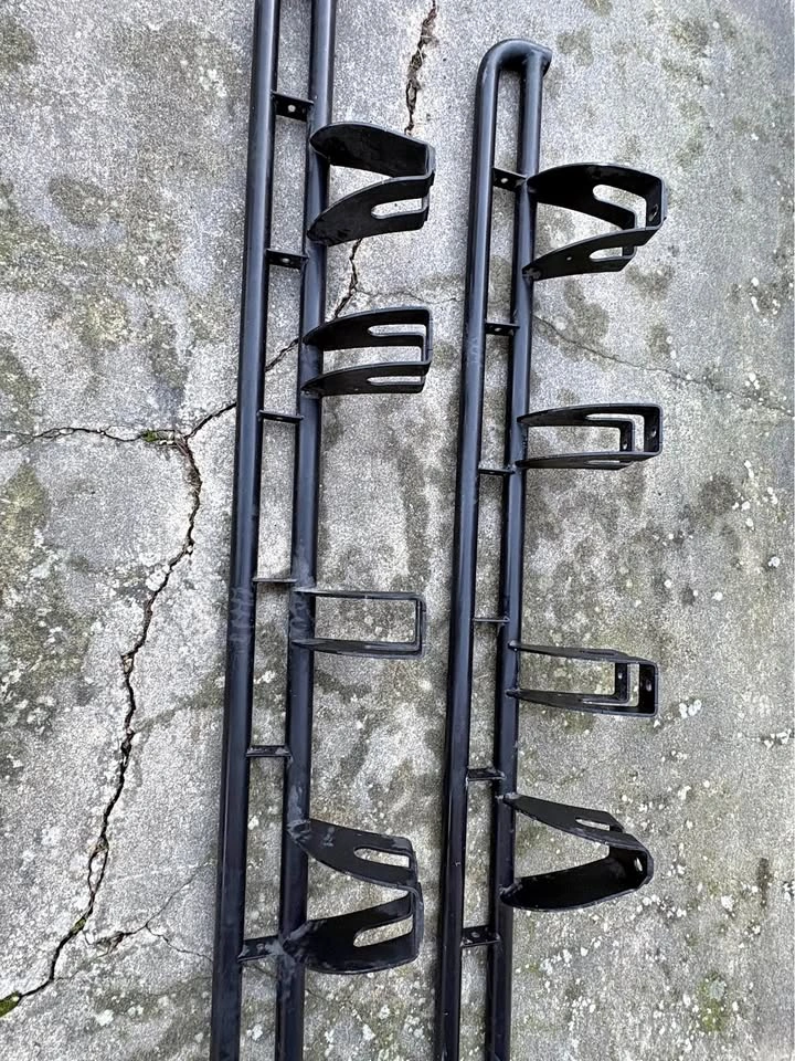 Toyota Tundra running boards / side guards
