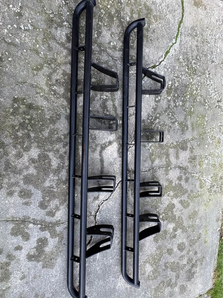 Toyota Tundra running boards / side guards - photo 2