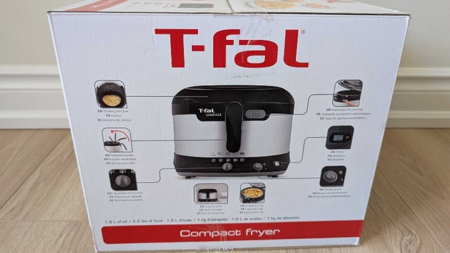 T-Fal Compact Fryer (NEW) - photo 2