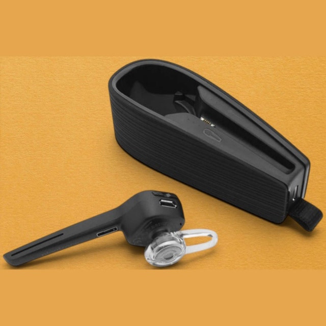 Plantronics Voyager Edge w/ Charging Case - $125 Firm - photo 2