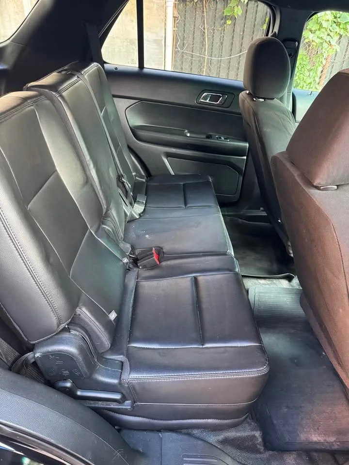 2016 Ford Explorer · Sport Utility 4D image indicator(6)