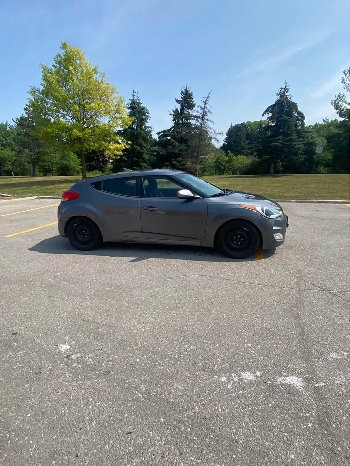 2013 Hyundai Veloster - photo 3