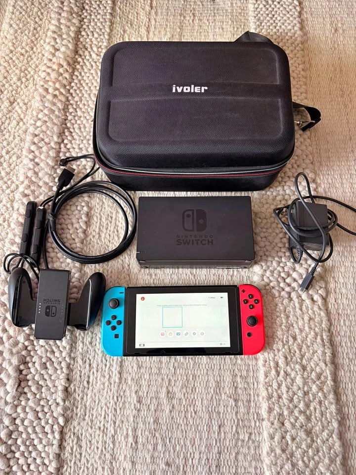Nintendo Switch V2 Console Complete W/Extras