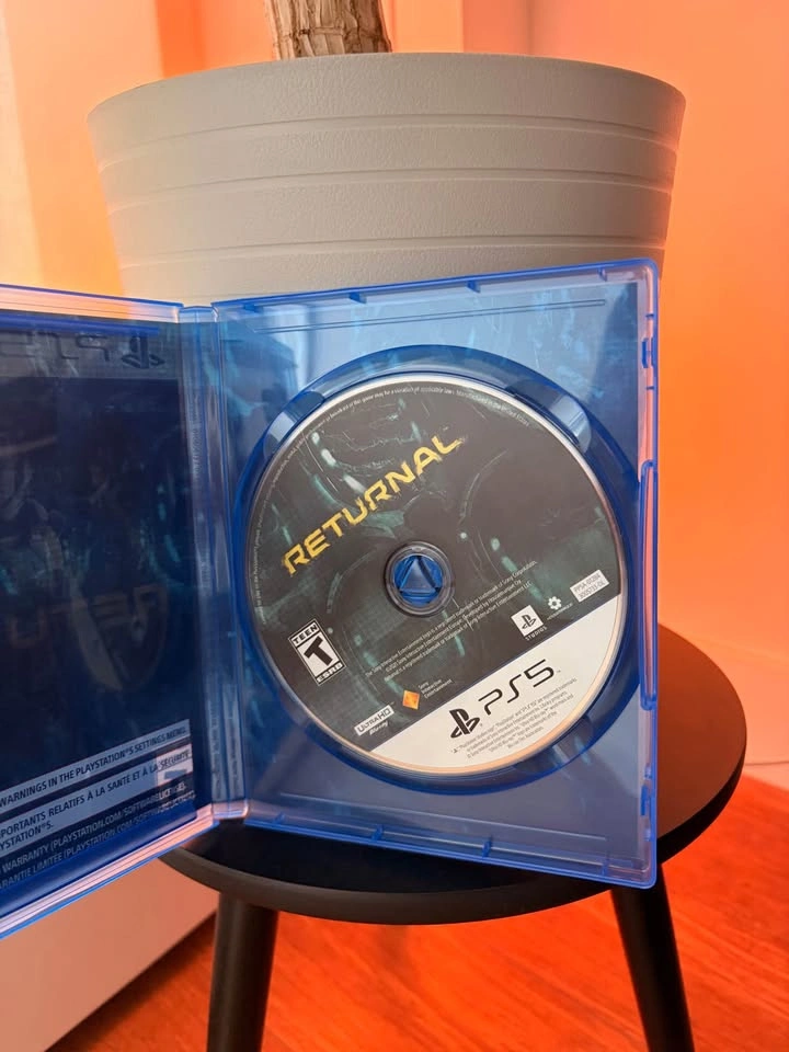 Returnal PS5 - photo 2