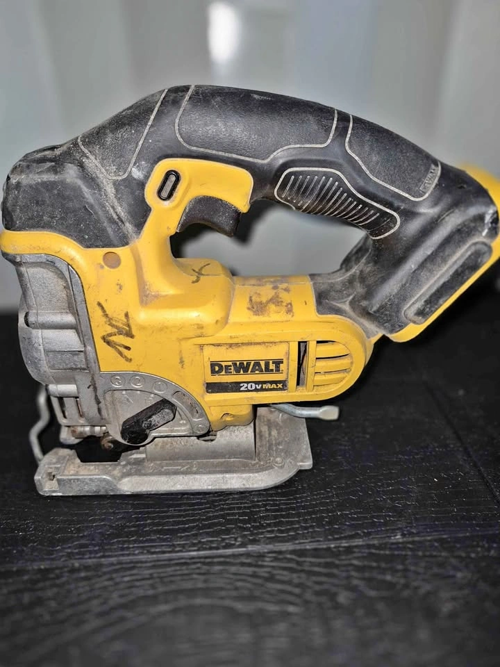 Dewalt Cordless Jigsaw