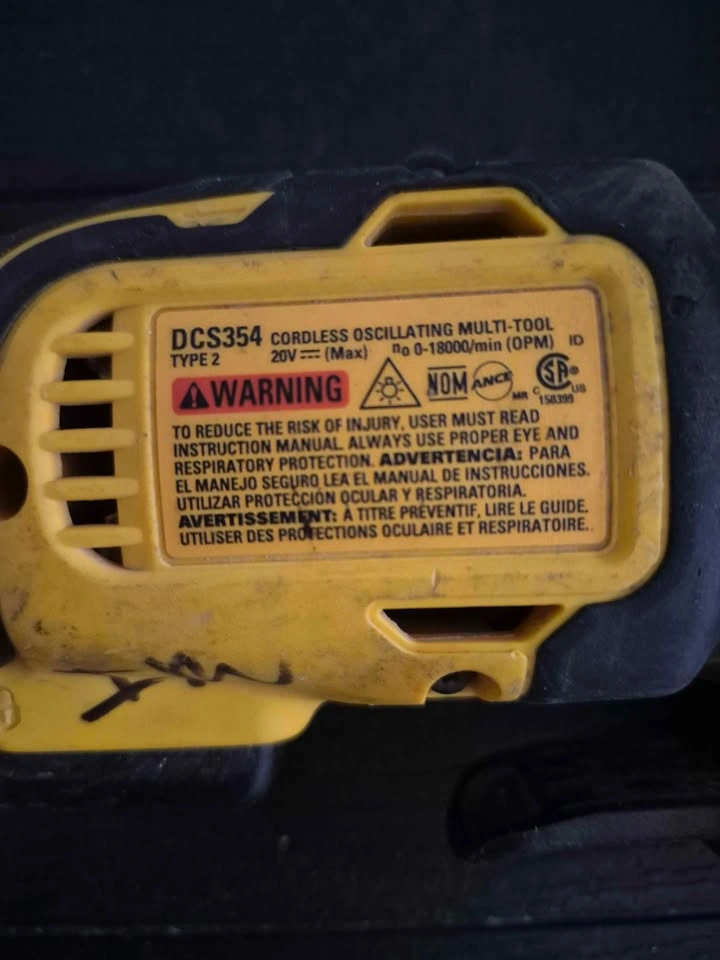 Dewalt cordless oscillating multi-tool - photo 2