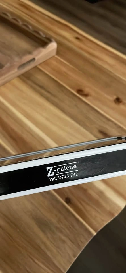 Sephora exclusive - Double Sided Magnetic Z Palette - photo 2