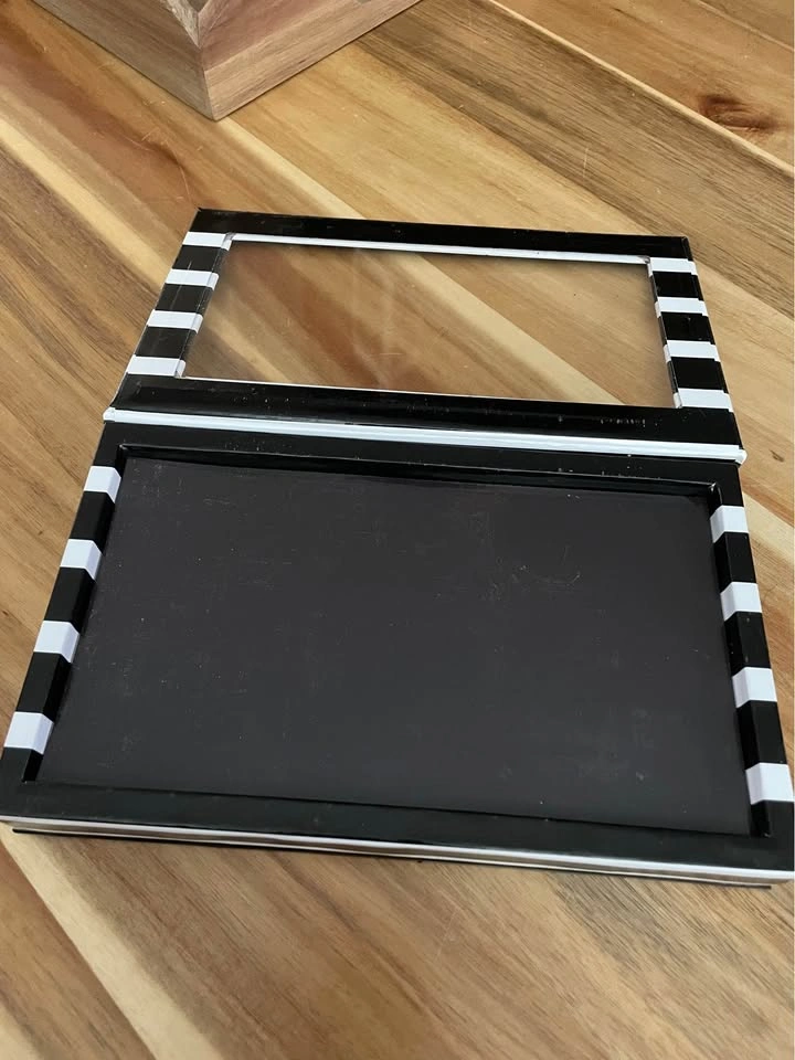 Sephora exclusive - Double Sided Magnetic Z Palette - photo 4