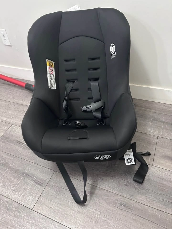 Cosco Kids Scenera NEXT Convertible Car Seat – Blackout - photo 5