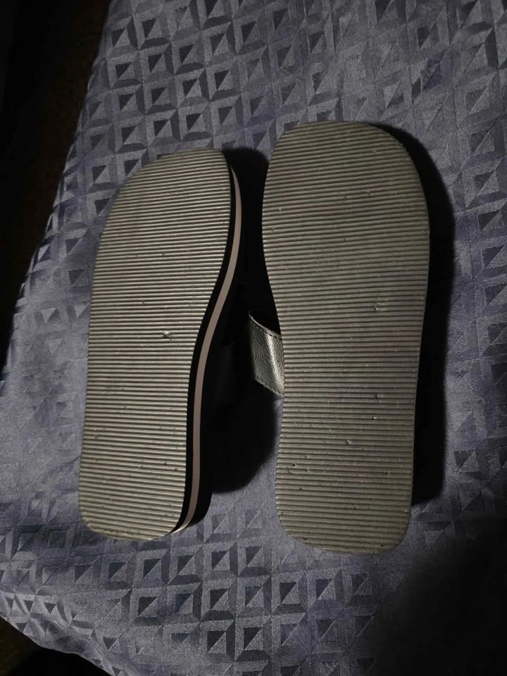 Ardene Black Two Strap Slide Sandals Size 8 - photo 2