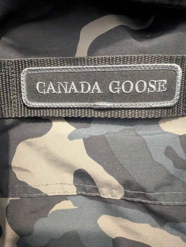 Canada Goose Expedition Parka Black Camo - photo 3