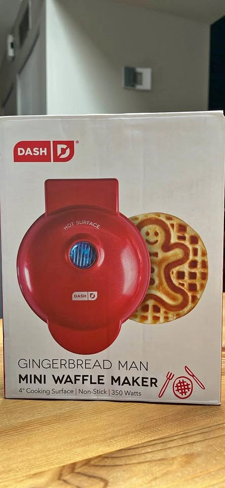 NEW - DASH GINGERBREAD MAN MINI WAFFLE MAKER
