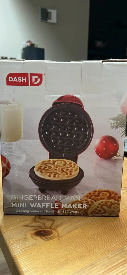 NEW - DASH GINGERBREAD MAN MINI WAFFLE MAKER - photo 2