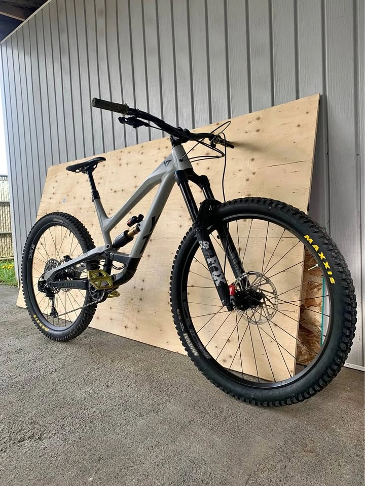 2021 yt capra shred xl