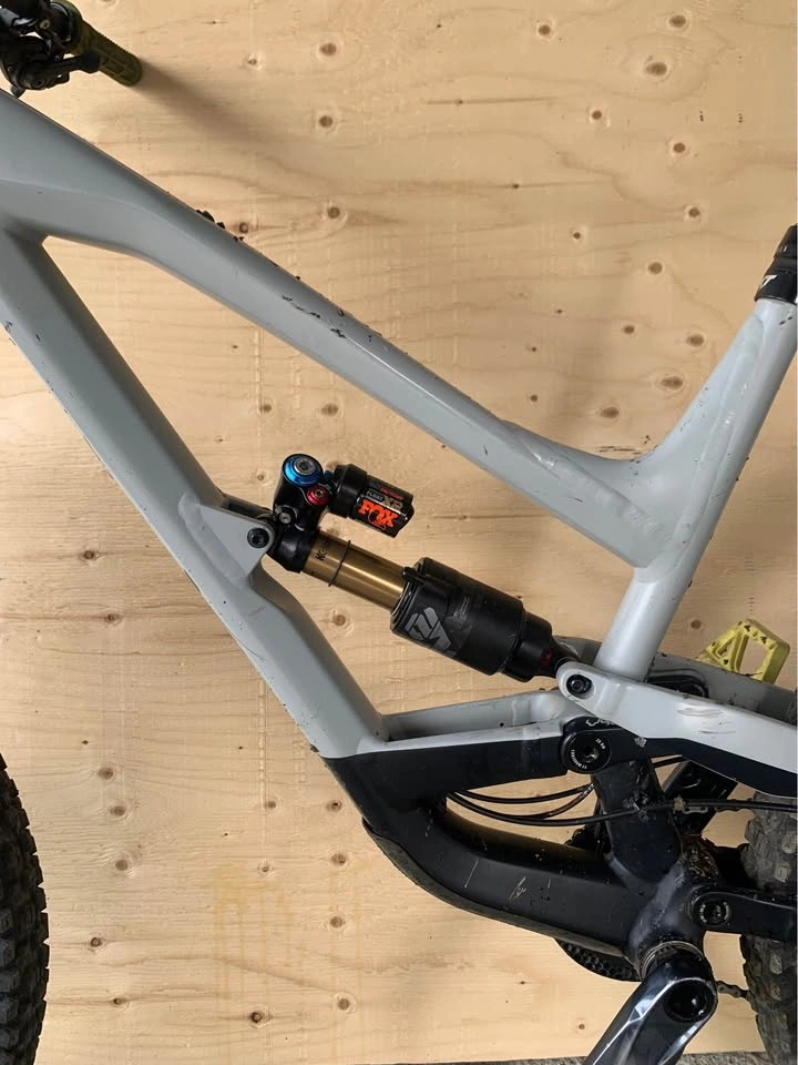 2021 yt capra shred xl - photo 3