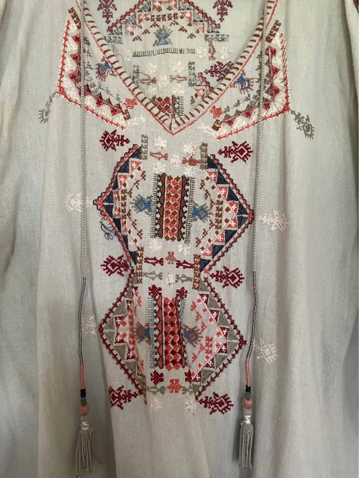 Zara Woman’s Embroidered Fringe Kimono Poncho - photo 2