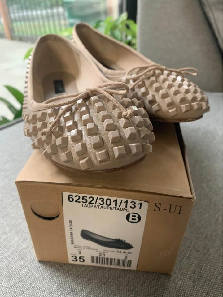 ZARA BALLERINA STYLE STUDDED FLATS - photo 2