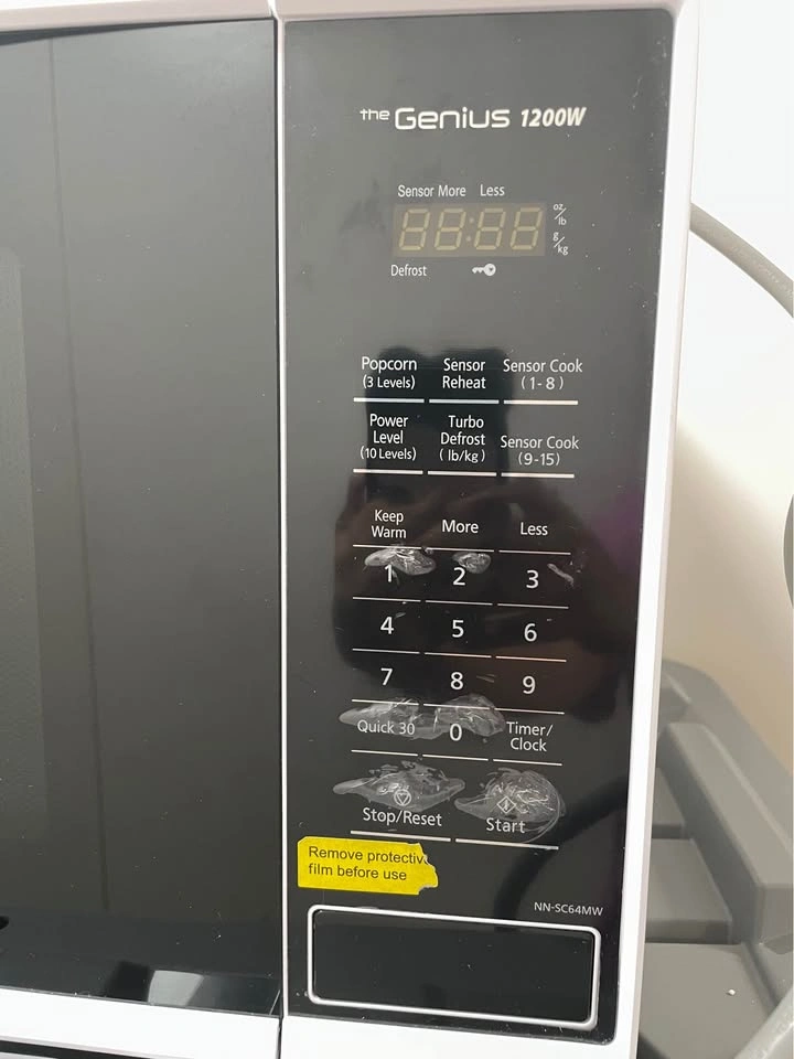 SLEEK PANASONIC MICROWAVE - photo 3