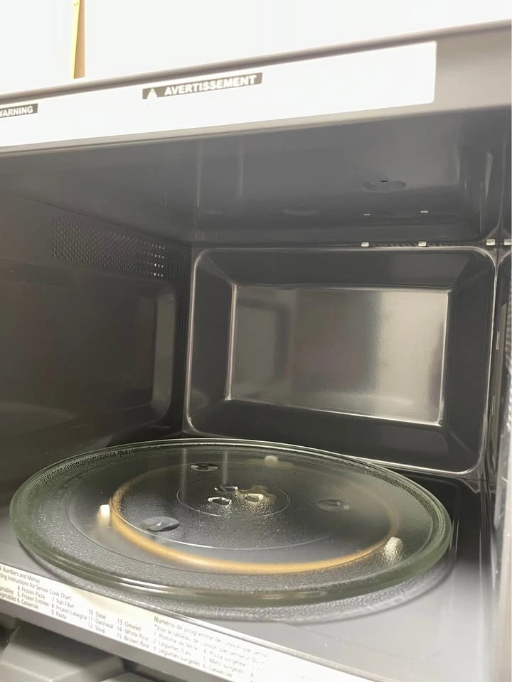 SLEEK PANASONIC MICROWAVE - photo 4
