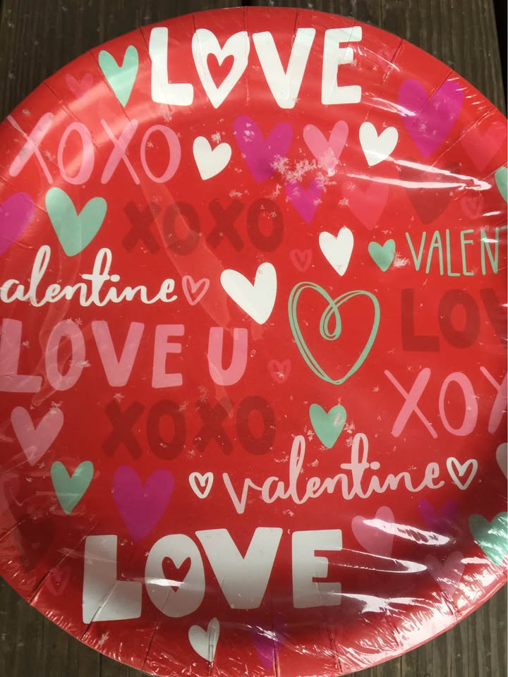 Love You 9” Party Plates 18 Ct. - Brand New - photo 5